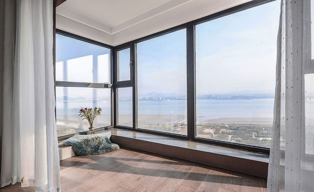 系統(tǒng)門窗：封陽臺(tái)效果圖